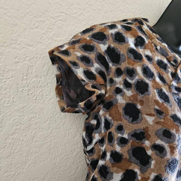 Portrait of a Girl Wool Blouse - Picture 9 of 9